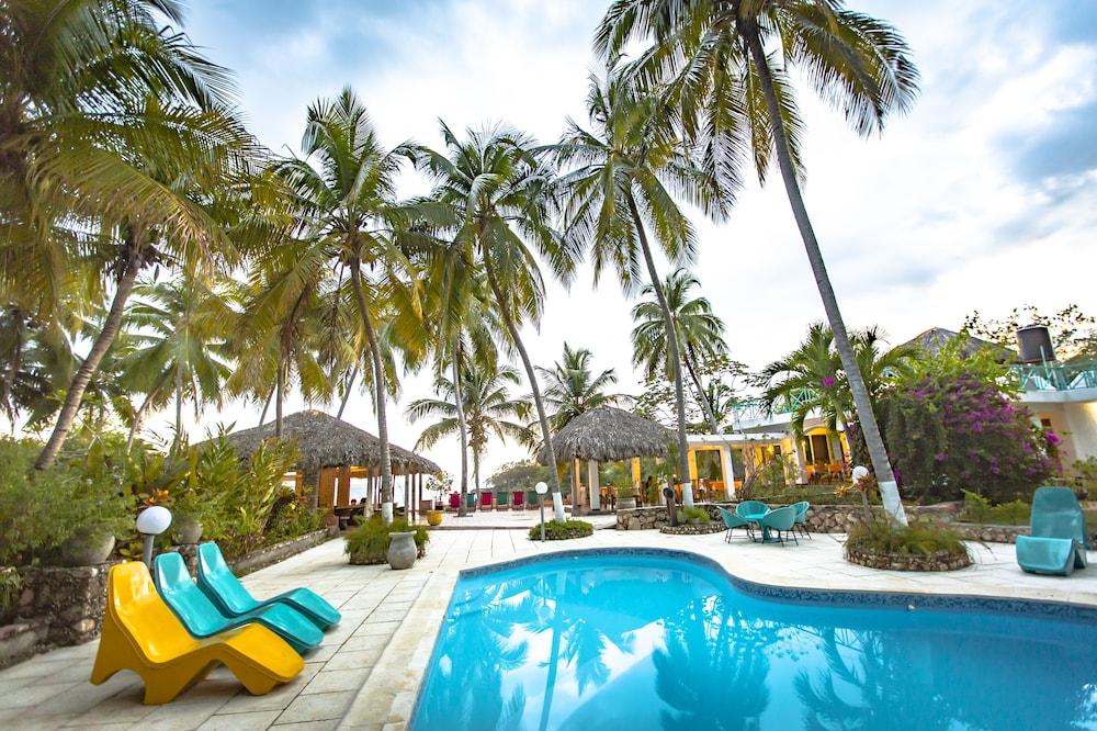Hotel Restaurant Cyvadier Plage Jacmel Buitenkant foto