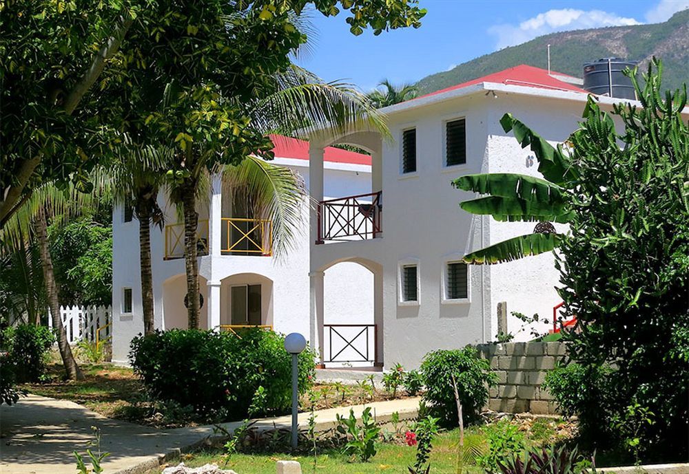Hotel Restaurant Cyvadier Plage Jacmel Buitenkant foto