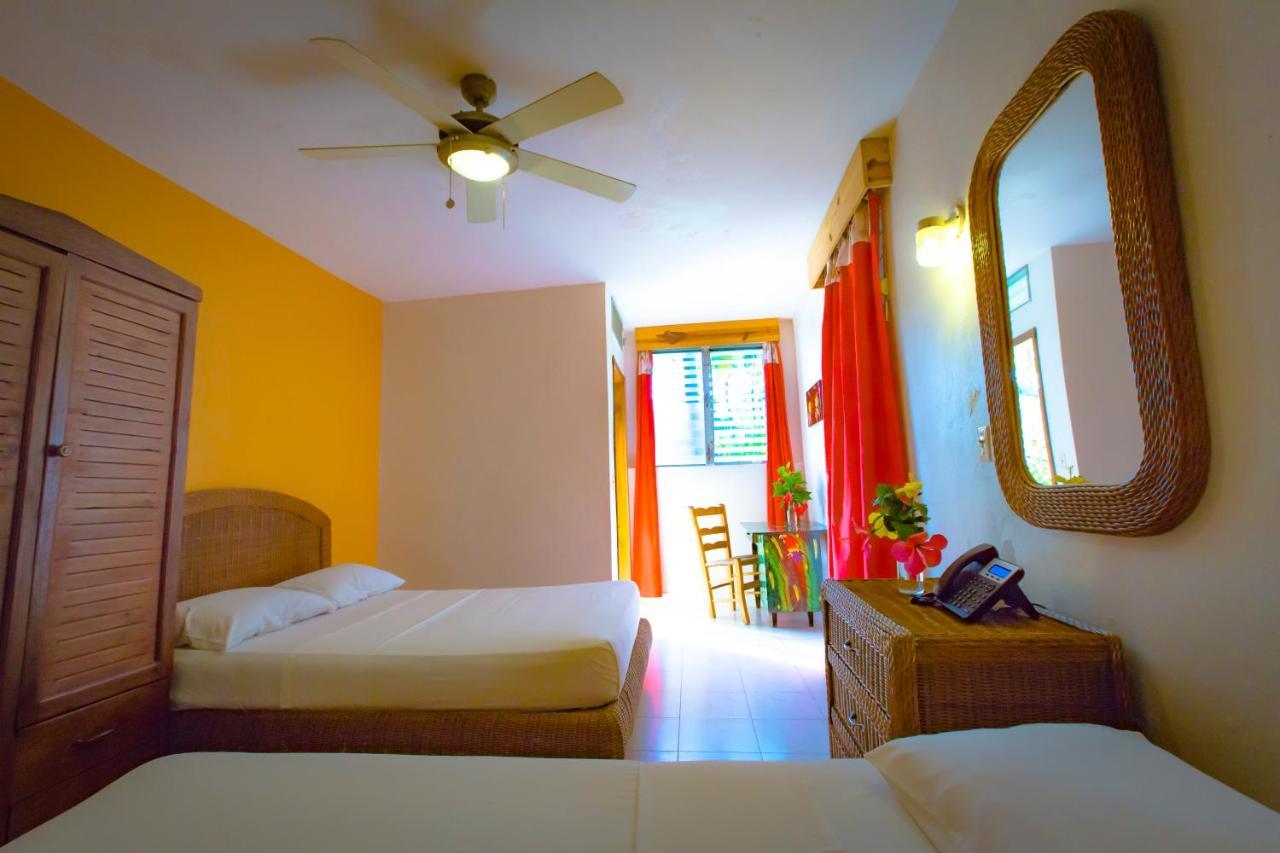 Hotel Restaurant Cyvadier Plage Jacmel Buitenkant foto