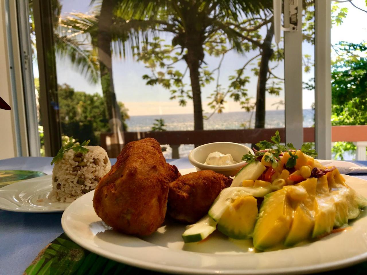 Hotel Restaurant Cyvadier Plage Jacmel Buitenkant foto